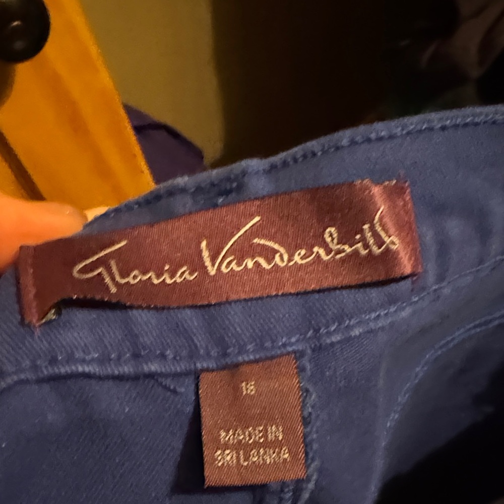 Gloria Vanderbilt Royal Blue Apparel - Picture 2 of 2